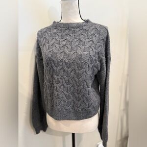 Banana Republic Charcoal Cable Knit Cropped Sweater. Size Medium.